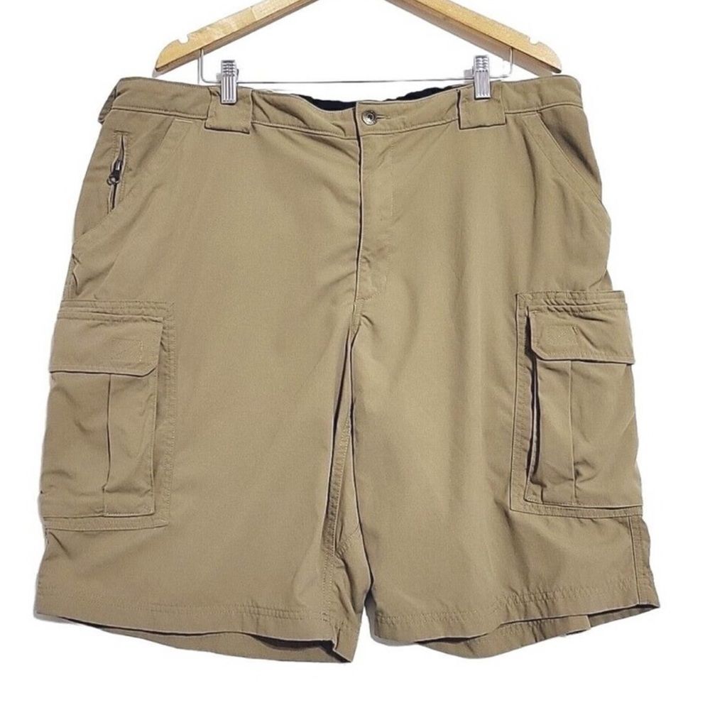 Duluth Trading Co Tan Khaki Outdoor Camp Hiking Travel Cargo Shorts Mens 3XL